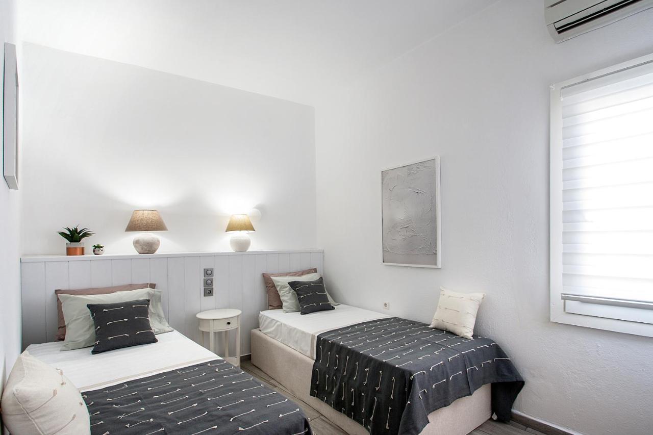 Capolavoro, Boutique Apartment With Unique Rooftop Скиатос Екстериор снимка