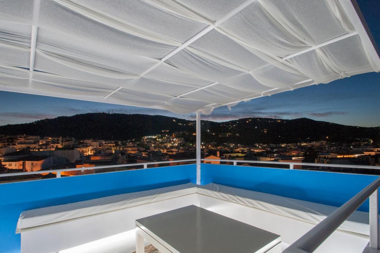 Capolavoro, Boutique Apartment With Unique Rooftop Скиатос Екстериор снимка