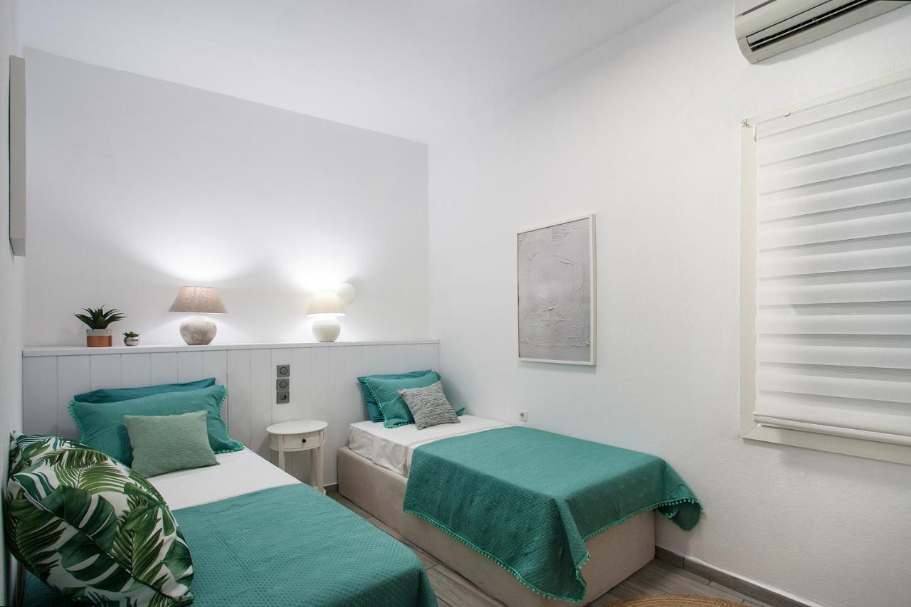 Capolavoro, Boutique Apartment With Unique Rooftop Скиатос Екстериор снимка