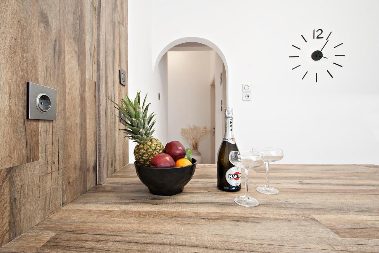 Capolavoro, Boutique Apartment With Unique Rooftop Скиатос Екстериор снимка