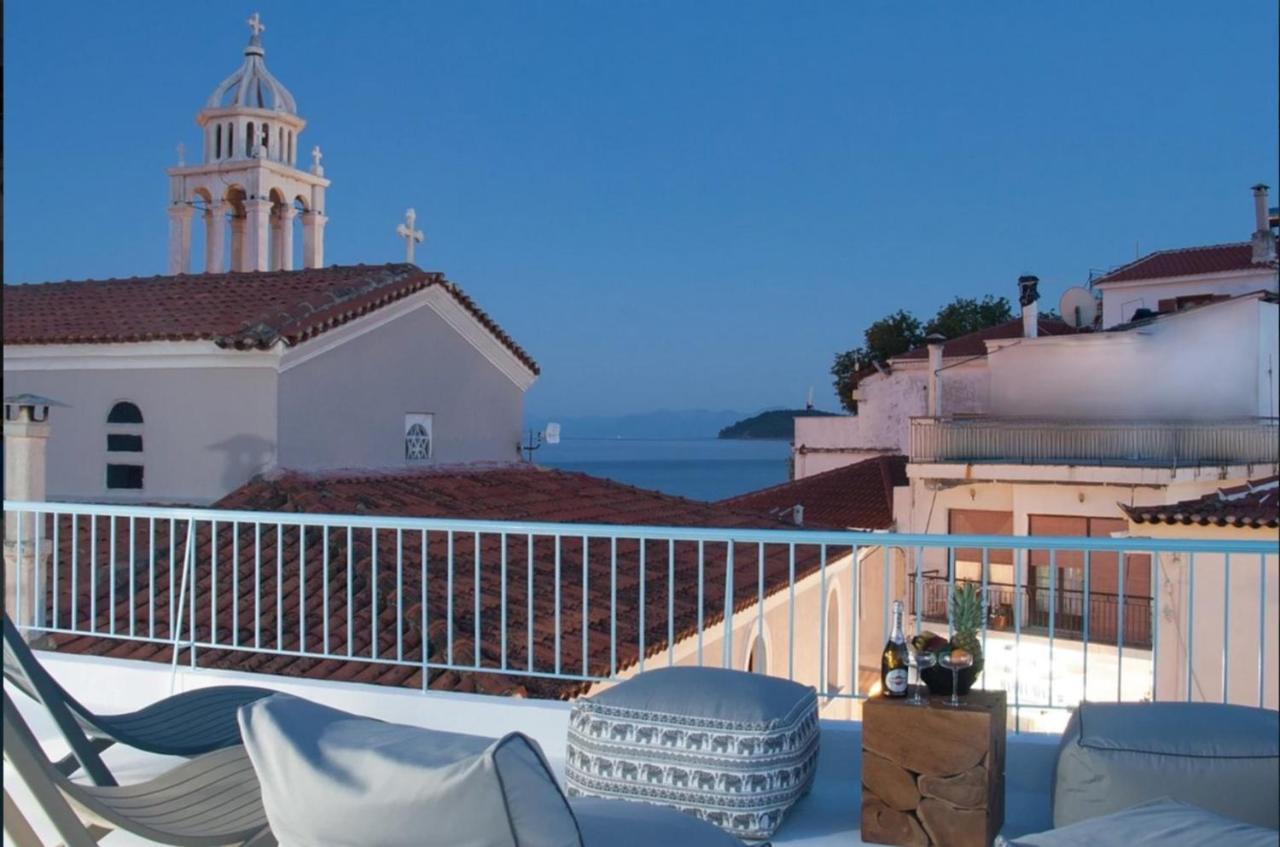 Capolavoro, Boutique Apartment With Unique Rooftop Скиатос Екстериор снимка